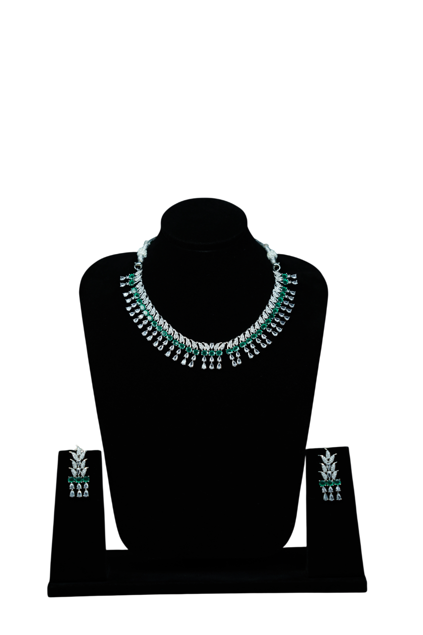 Platinum finish kaire design Neck set
