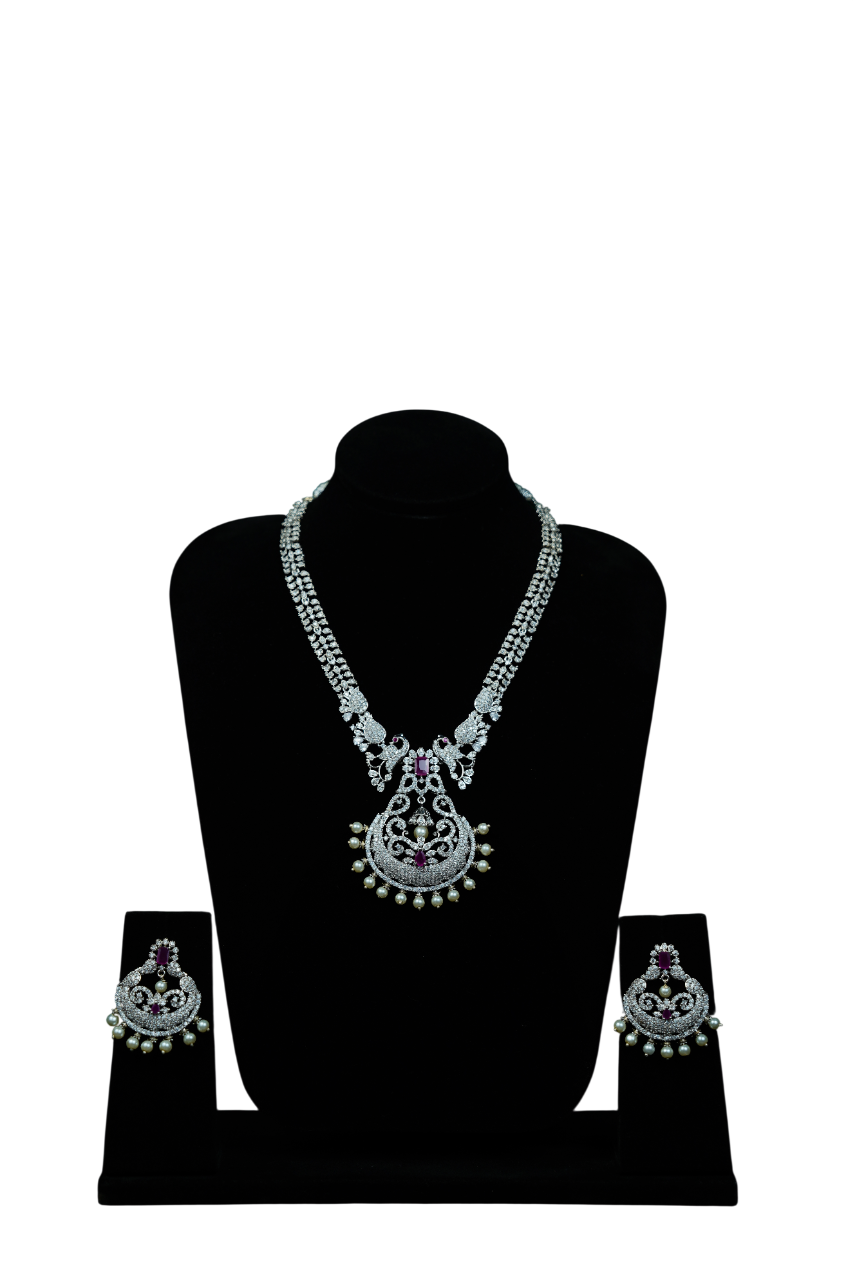 Platinum finish flying peacock neck set