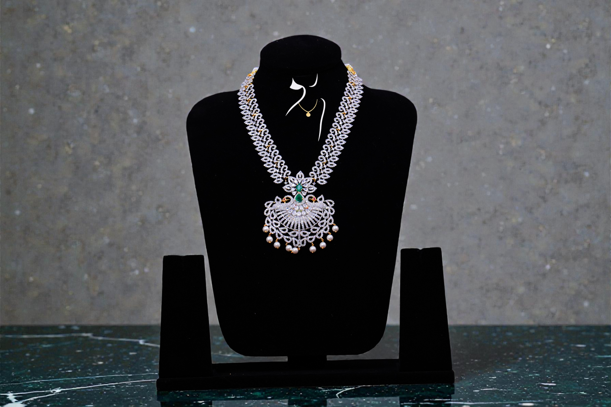 Diamond V-Shape Neckless Set with Emerald Stone