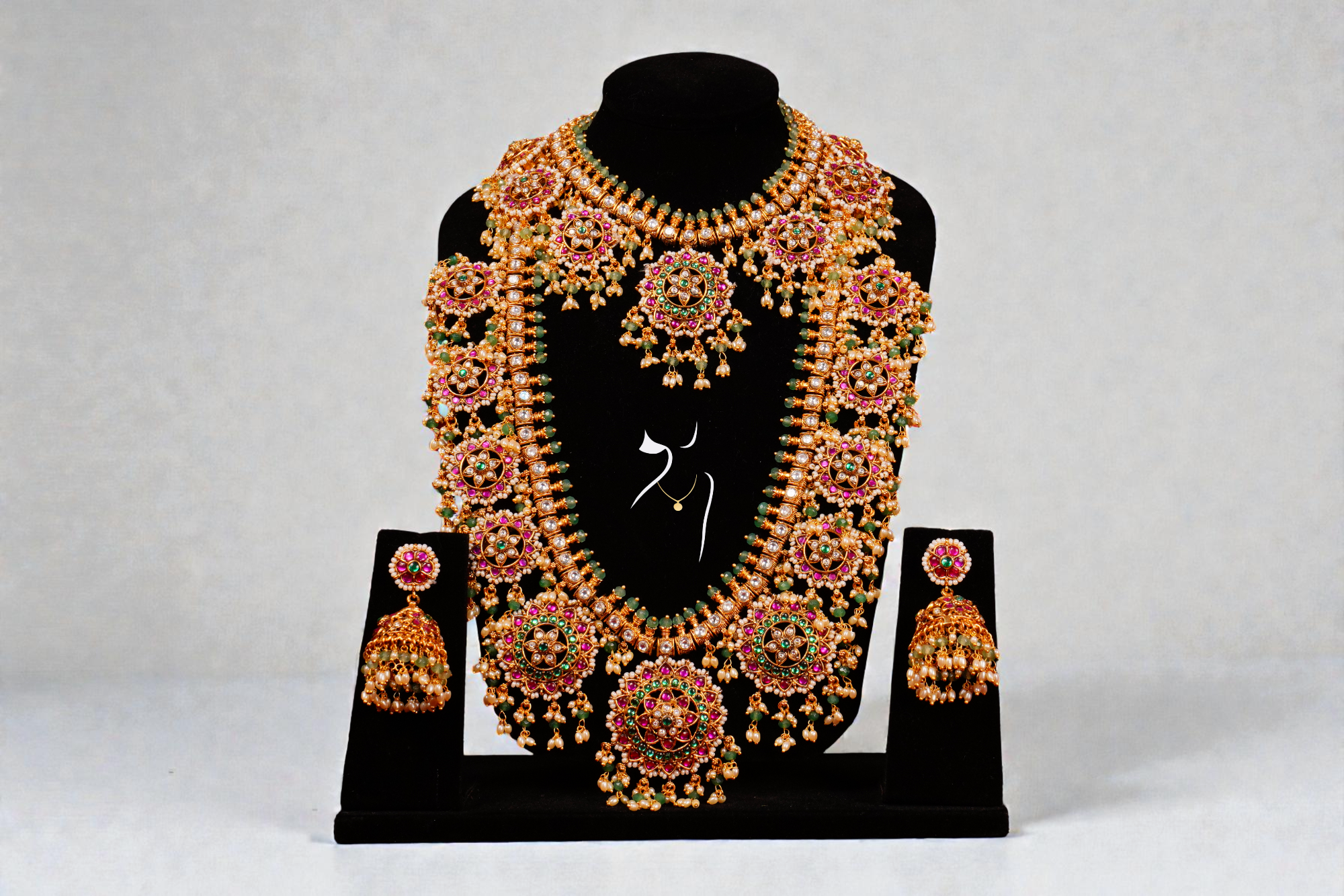 JADAWOO KUNDAN Neckless with Haramu